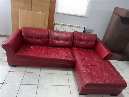 Ugaona Kožna Garnitura Na Razvlacenje