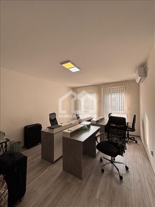 Čukarička padina, 2.5, 74m2, 2L, III sprat, lift, 