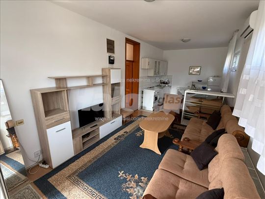 Stan za dve devojke na Altini