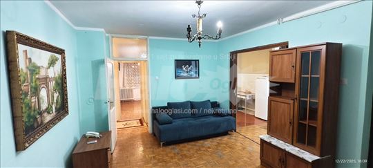 IZDAJEM dvosoban,namešten stan , u Beogradu