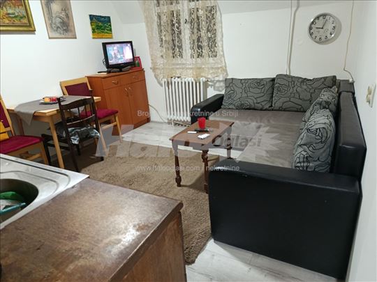 Izdajem stan na Čukaričkoj Padini