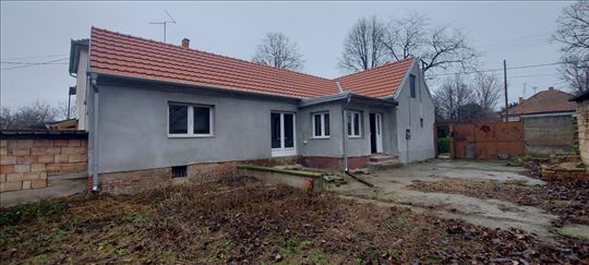 Izuzetna prilika, renovirana kuća Vladimirovac