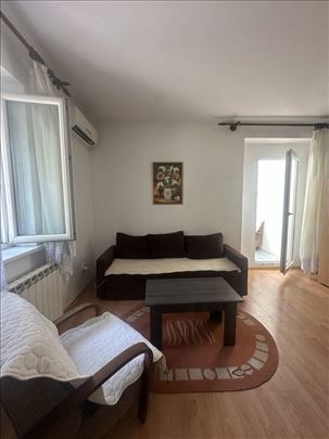 Jednosoban stan u centru Vračara - jedinstvena pri