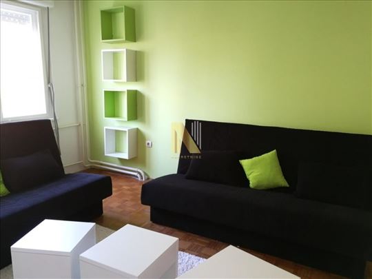 Kompletno namešten stan na Podbari