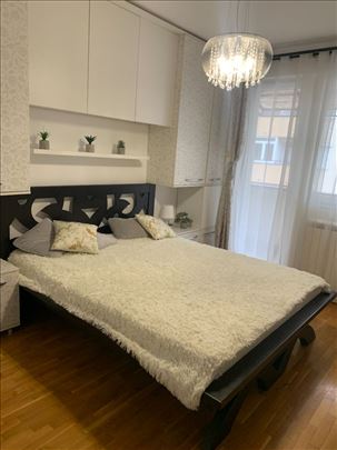 Novi stan za iznajmljivanje na centralnoj lokaciji