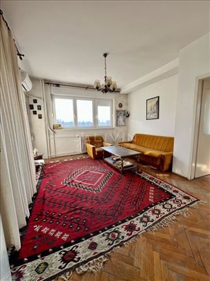 Odličan trosoban stan 68m2, Čingrijina