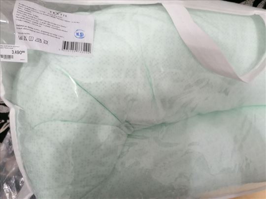 Prodajem nov jastuk za dojenje 