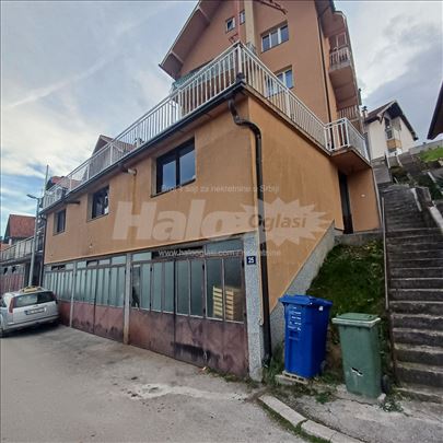 Просторная меблированная квартира с прекрасным вид