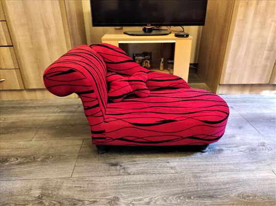 Sofa za manje pse ili mačke ručni rad 