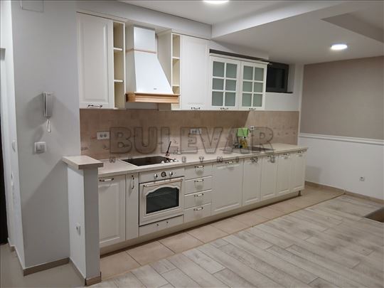 Stan-duplex 95m2 sa garažom 13m2, Cvijićeva