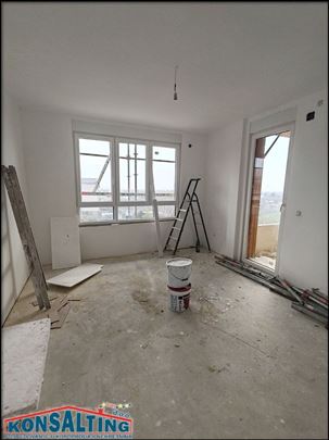 Stan,stogi centar Stare Pazove,šifra 040-s52