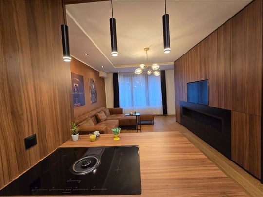 Stari grad, Dorćol, K Distrikt, 2.0 sa garažom