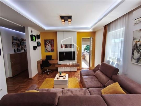 Uknjižen stan, namešten ID#13369