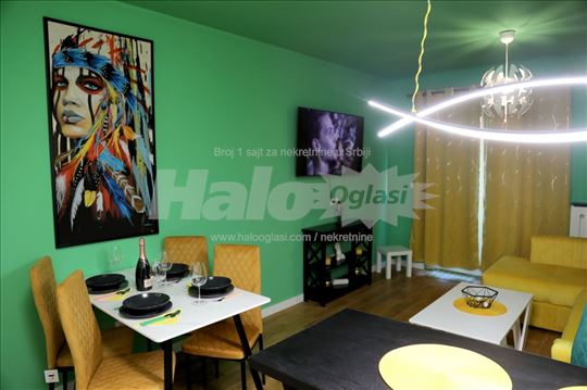 Unikatan Lux stan u novogradnj