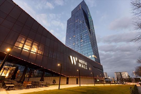 West 65 Kula,69m2, Lux, Garaža,Zakupac,Pogled