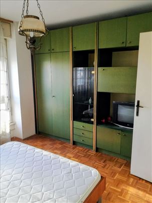 2,,5 soban stan  na Novom Beogradu, blok 70