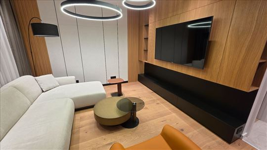 Agencija Novogradnja prodaje stan na Lekinom Brdu