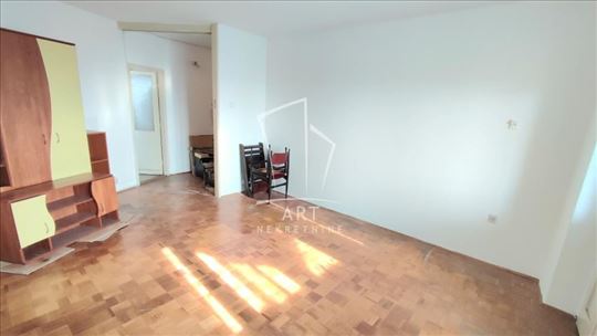 Bogoslovija, dobra lokacija 77m2 ID#13374