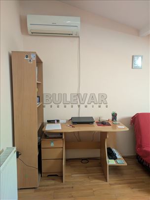 Izdaje se stan u centru grada!