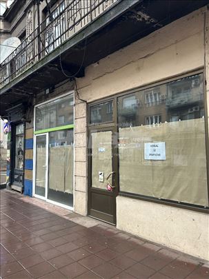 Izdajem lokal u centru - preko puta glavne pošte