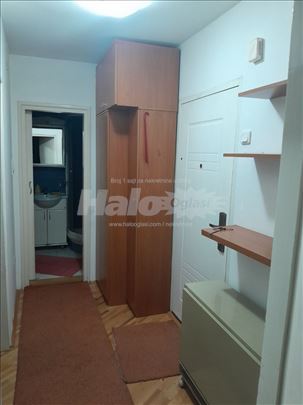 Izdajem stan u centru Kraljeva