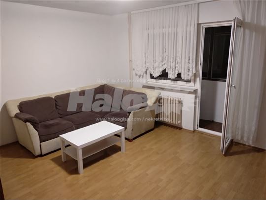 Kanarevo brdo - odmah useljiv, odlicna lokacija