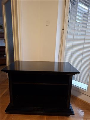 Komoda, očuvana, crna