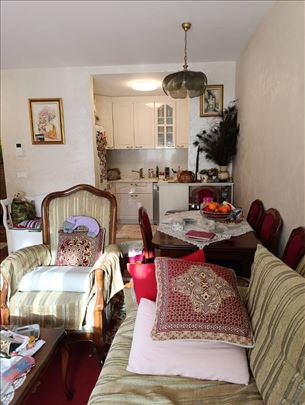 Lekino brdo, Maksima Gorkog, dvosoban 53m2, lux