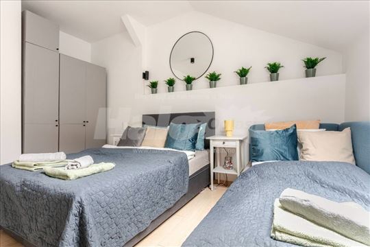 Namesten komforan stan na top lokaciji!