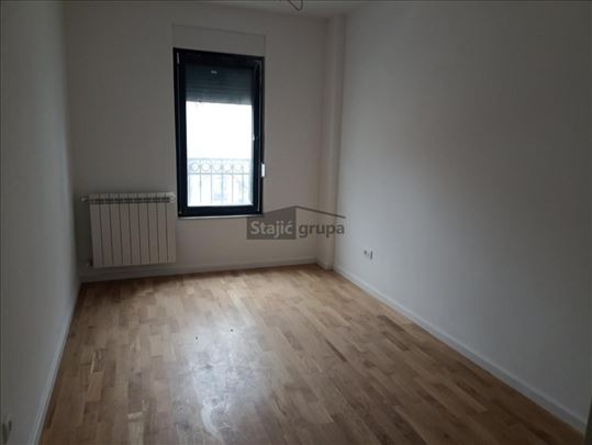 Novogradnja u centru, bez provizije