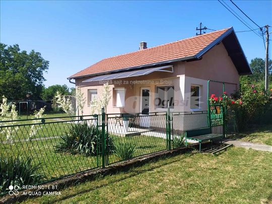 Prodaje se kuća u Kovačevcu / Mladenovcu
