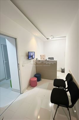 SLAVIJA 45m2 za ordinaciju i druge delatnosti