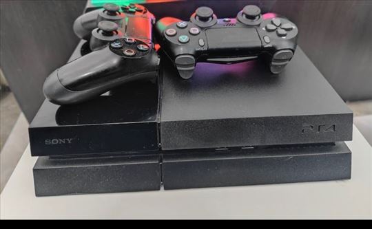 Sony Playstation 4 fat model