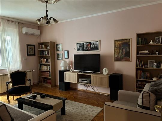 Vračar, Dubljanska 100m2, lođa 20m2, Vpr, CG