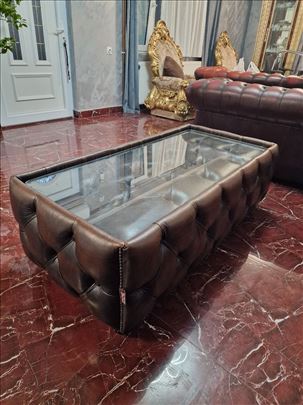 Cesterfilf club sto u skoro novo stanje