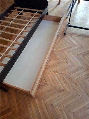 Fioka za spavanje ispod kreveta