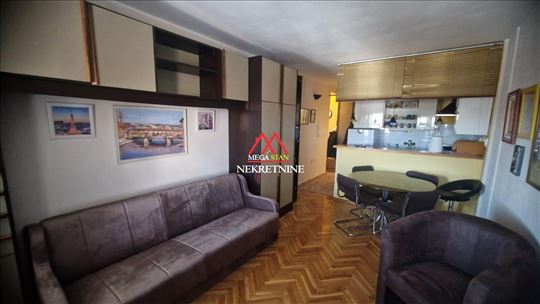 Garsonjera - 26m2 - Socijalno - Petfriendly 