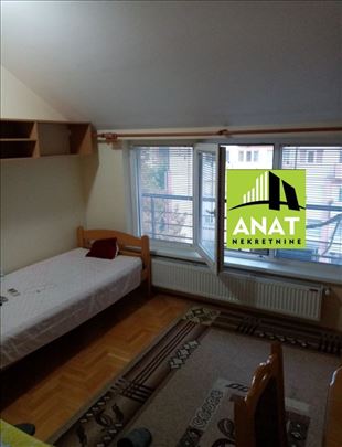 Garsonjera - opremljena, centar