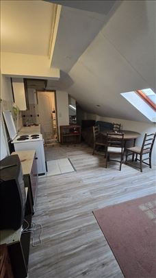 Izdaje se garsonjera kod Gradske bolnice, 30m2