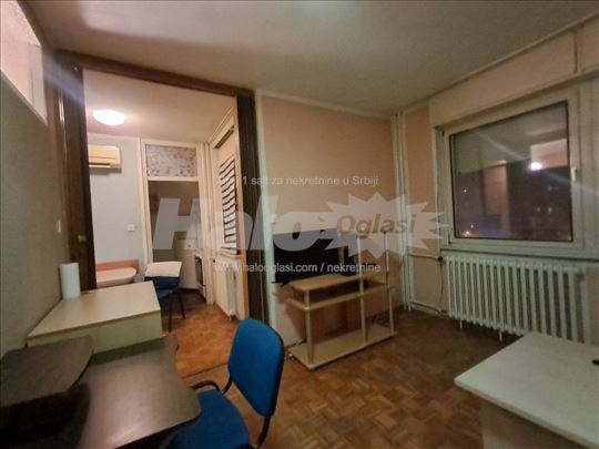 Jednoiposoban stan Čukaričkoj padini