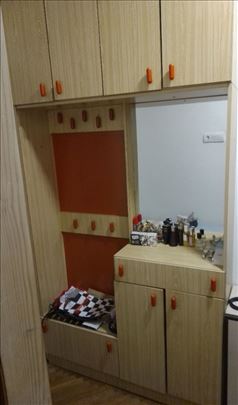 Plakar za predsoblje i cipelarnik