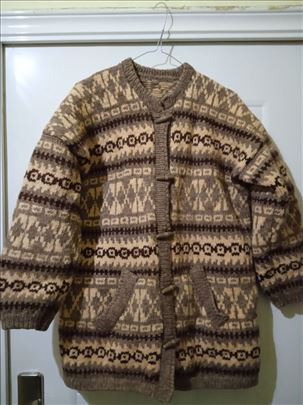 rucno radjen vuneni dzemper L/XL