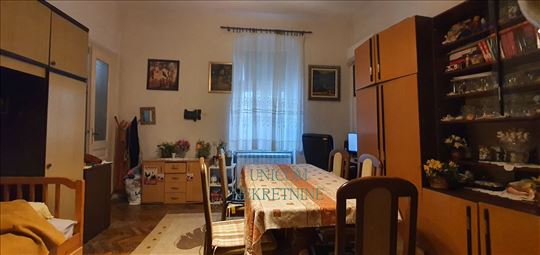 1.0 42m2 + 8m2 ostava Centar - Zmaja od Noćaja