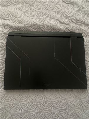 Acer Nitro 5 gejming laptop