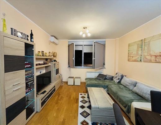 Cvetkova pijaca, useljiv, novogradnja,garaža ID#18