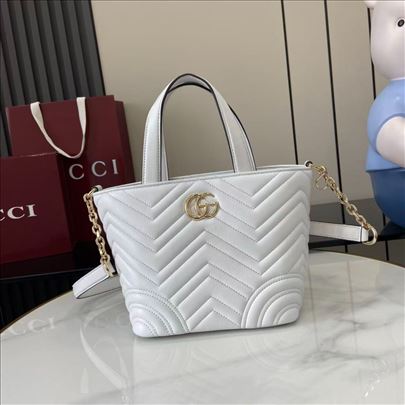 Gucci Betty Bela Torba