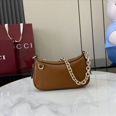 Gucci Emblem Braon Torbica