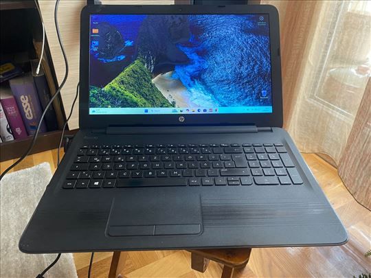 Hp 15 amdA6/8gb/1TB Win11