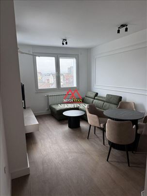 Jednoiposoban stan - 42m2 - Centar