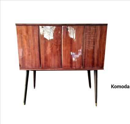 Komoda